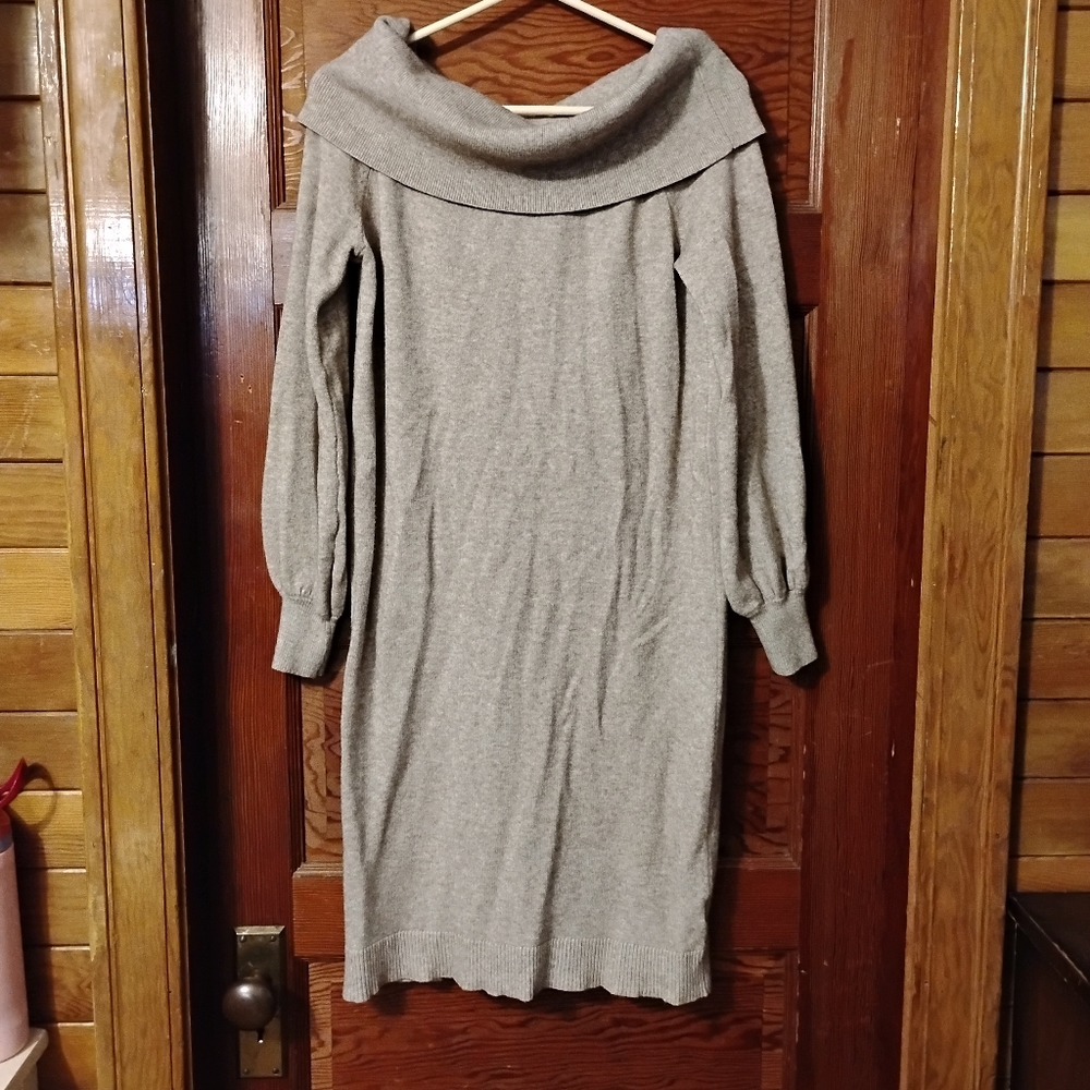 Le Chateau Size Medium Sweater Dress